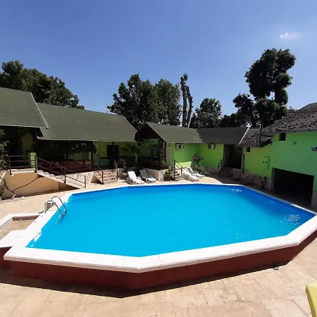 Nocleg ze śniadaniem Pool And Splav Dunavac 4*