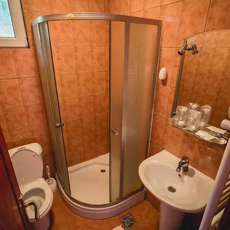 Pool And Splav Dunavac