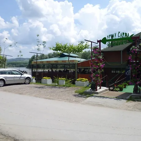 Bed and Breakfast Pool And Splav Dunavac 4*